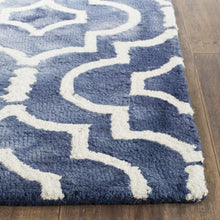 Safavieh Dip Dye Collection DDY538C Handmade Geometric Moroccan Watercolor Grey and Ivory Wool Area Rug