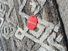 7'x10' Hand Tufted Distressed Geo Wool Area Rug
