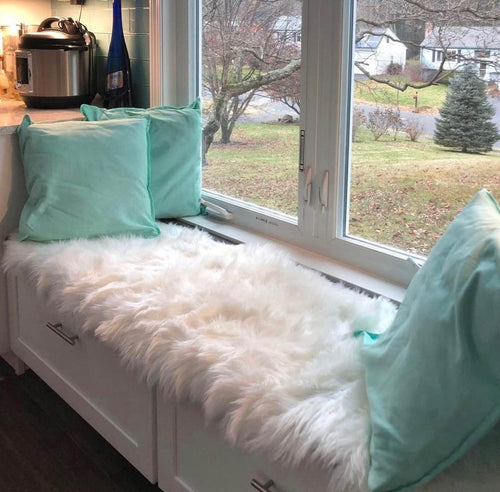 2 x 3 Feet Faux Sheepskin Rug, Ultra Soft, White